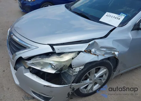 2015 Nissan Altima 2.5 S из США, поврежденный, VIN 1N4AL3AP2FN340874